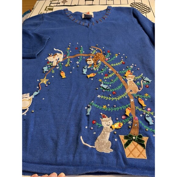 Quacker Factory Cats Playing On Christmas Tree Branch Embroidered Sweater Sz 2X - Picture 1 of 16